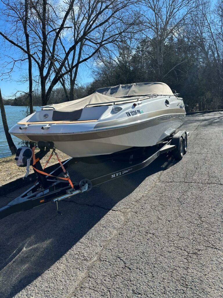 2010 NauticStar 230DC Sport Deck - photo 2