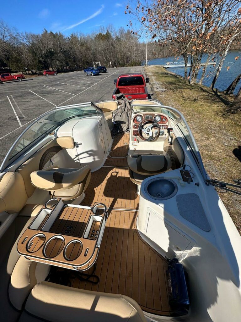 2010 NauticStar 230DC Sport Deck - photo 13