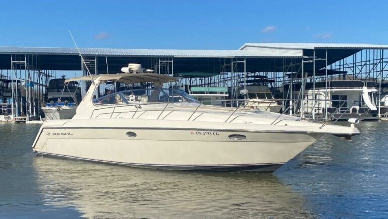 1999 Regal 402 - photo 2