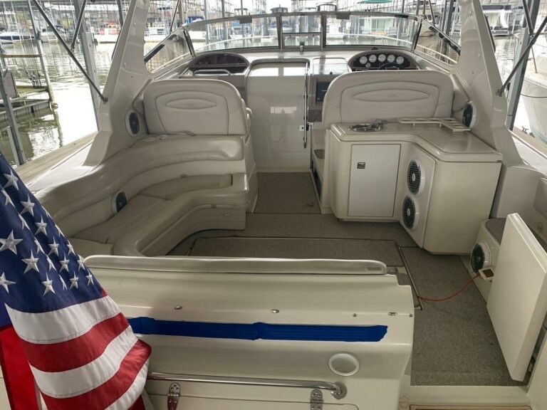 1999 Regal 402 - photo 13
