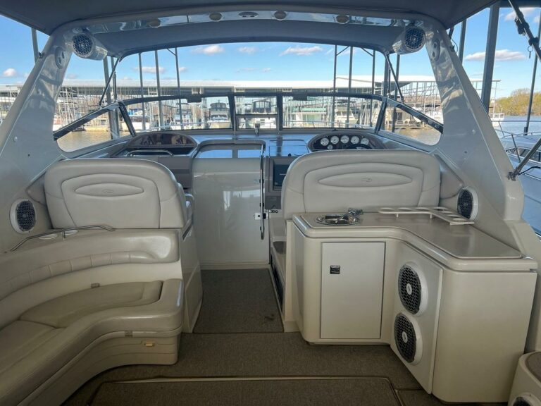 1999 Regal 402 - photo 18