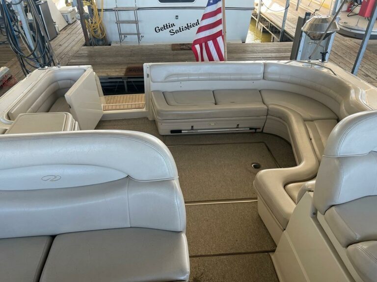 1999 Regal 402 - photo 25