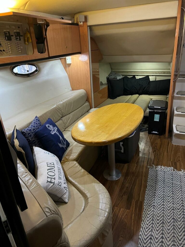 1999 Regal 402 - photo 28