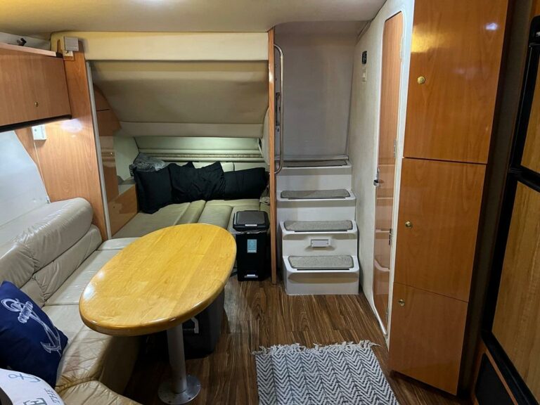 1999 Regal 402 - photo 29