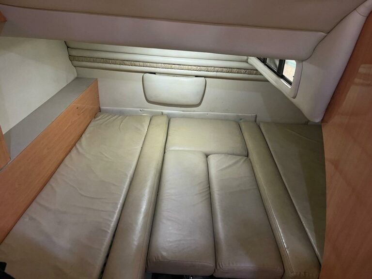 1999 Regal 402 - photo 35