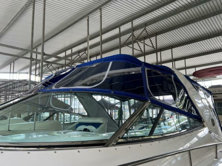 2000 Cruisers Yachts 4270 Express - photo 36