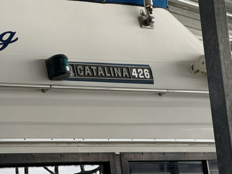 1988 Chris-Craft 426 Catalina - photo 3