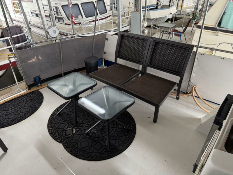1988 Chris-Craft 426 Catalina - photo 10
