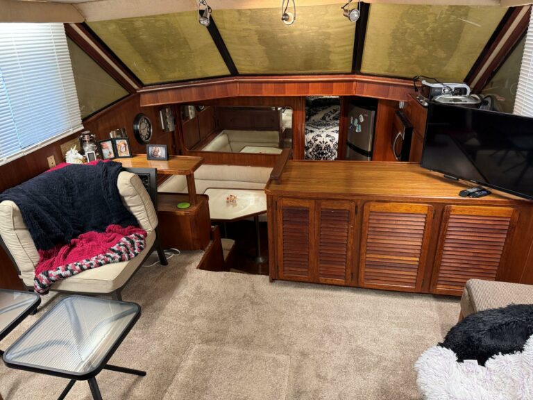 1988 Chris-Craft 426 Catalina - photo 19