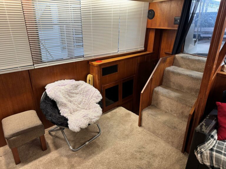 1988 Chris-Craft 426 Catalina - photo 22