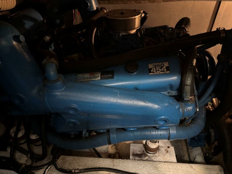 1988 Chris-Craft 426 Catalina - photo 57