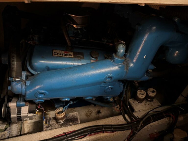 1988 Chris-Craft 426 Catalina - photo 58