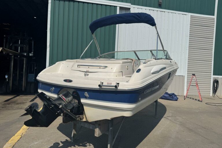 2001-chaparral-220-ssi-power-9904384-20250808131246752-2-6