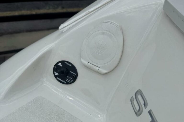 2017-stingray-235-lr-power-9729387-20250903182537040-1-1