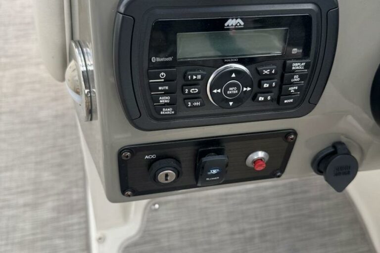 2017-stingray-235-lr-power-9729387-20250903182541635-1-1