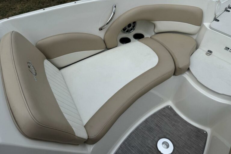 2017-stingray-235-lr-power-9729387-20250903182542193-4-1