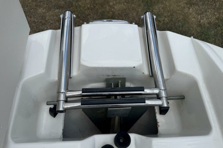 2017-stingray-235-lr-power-9729387-20250903182544401-2-1