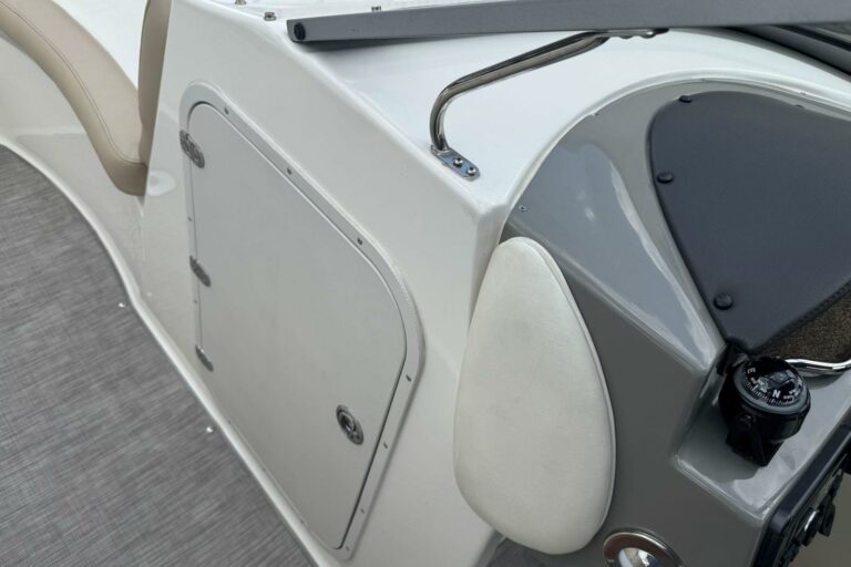 2017-stingray-235-lr-power-9729387-20250903182545840-3-2