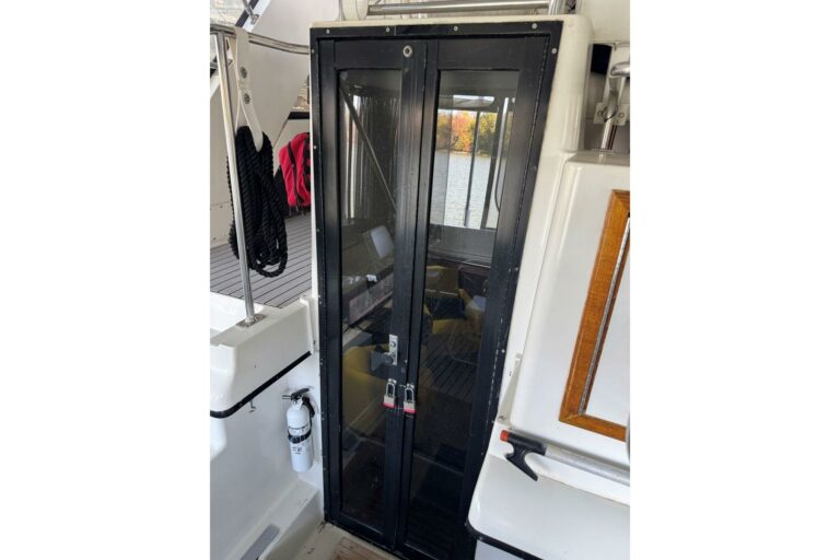 1987-carver-42-aft-cabin-motor-yacht-power-9990177-20251023173359885-3
