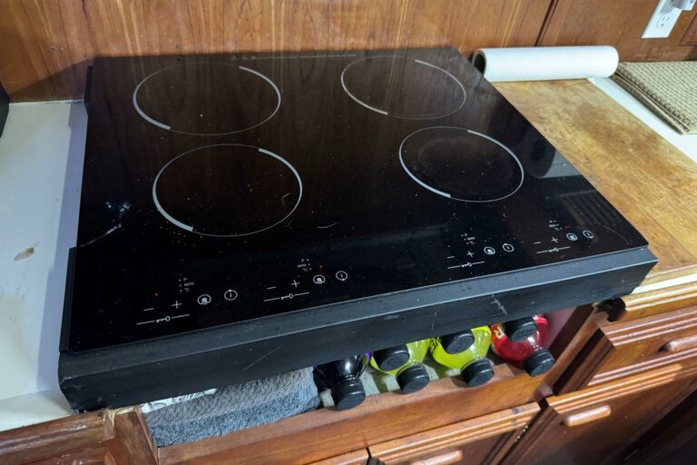 1987-carver-42-aft-cabin-motor-yacht-power-9990177-20251023173404343-4