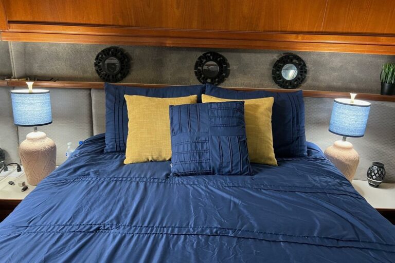 1987-carver-42-aft-cabin-motor-yacht-power-9990177-20251023173406521-1
