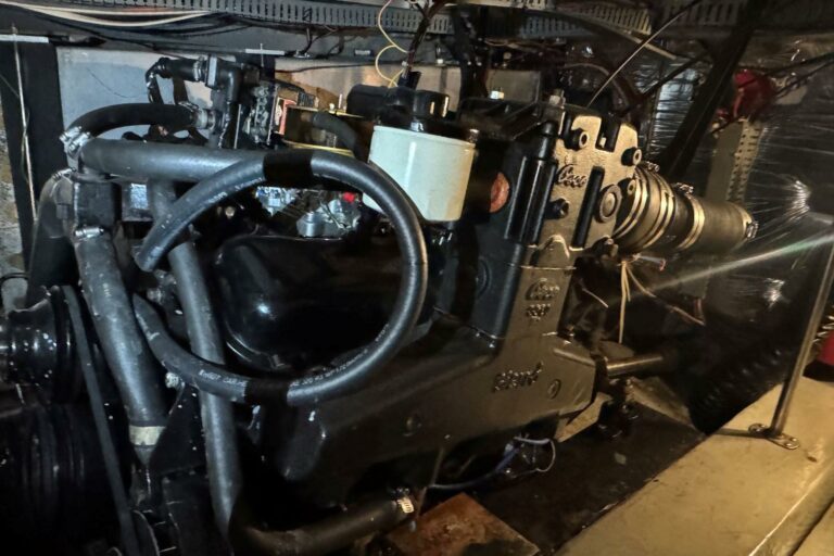 1987-carver-42-aft-cabin-motor-yacht-power-9990177-20251023173408018-4