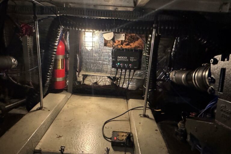 1987-carver-42-aft-cabin-motor-yacht-power-9990177-20251023173410212-2