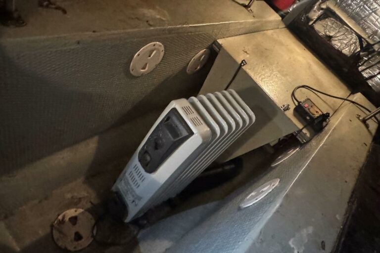 1987-carver-42-aft-cabin-motor-yacht-power-9990177-20251023173410368-3