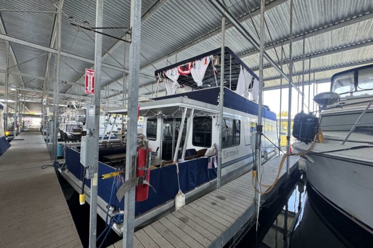 2006-catamaran-cruisers-aqua-cruiser-executive-51-power-10190092-20260520084356122-3