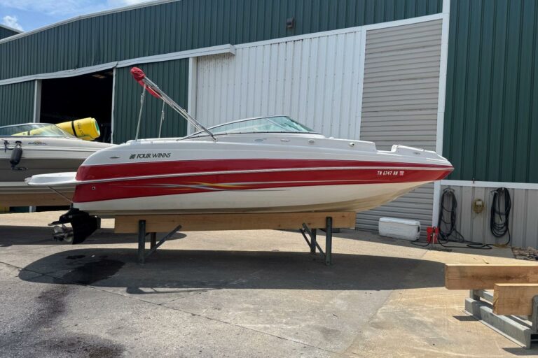 2005-four-winns-234-funship-power-10259475-20260722090907644-3-1