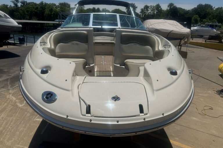 2006 Sea Ray 220 Sundeck - photo 7