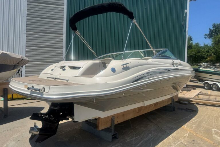 2006 Sea Ray 220 Sundeck - photo 9