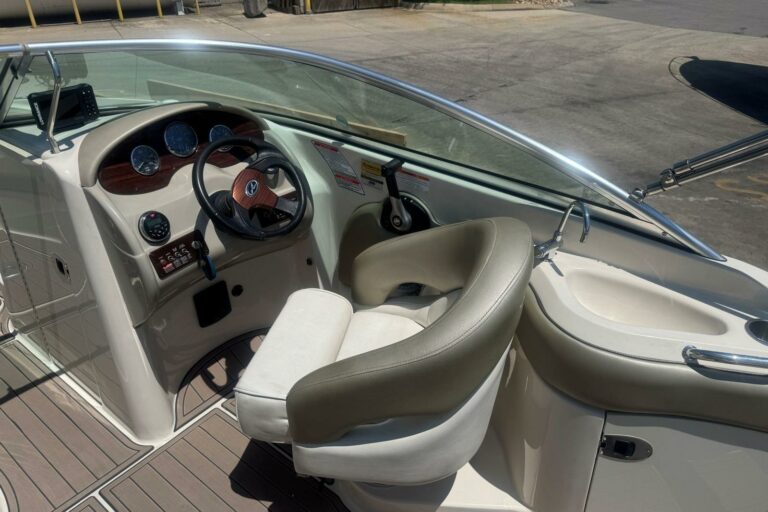 2006 Sea Ray 220 Sundeck - photo 17