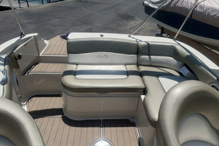 2006 Sea Ray 220 Sundeck - photo 18