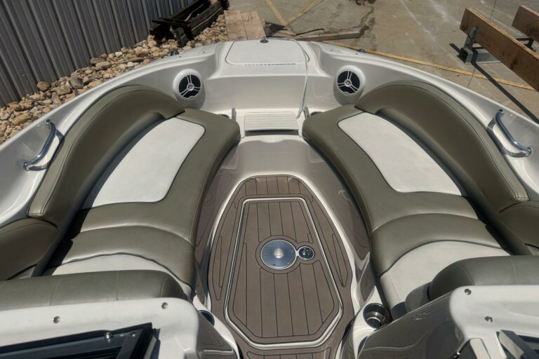 2006 Sea Ray 220 Sundeck - photo 25