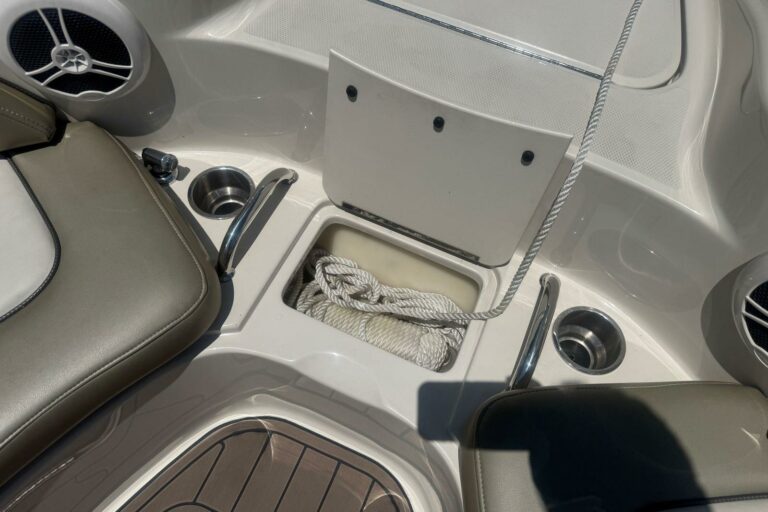 2006 Sea Ray 220 Sundeck - photo 30