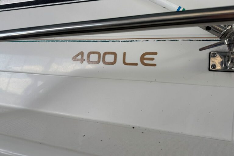 1994 Regal Commodore 400 - photo 13