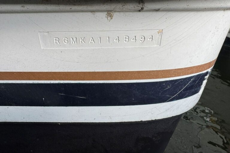 1994 Regal Commodore 400 - photo 46