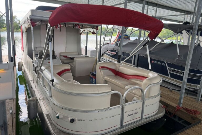 2008-sun-tracker-party-hut-30-io-regency-edition-power-10275594-20260806065802298-1