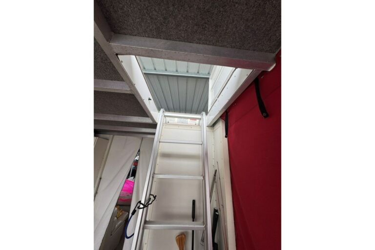 2008-sun-tracker-party-hut-30-io-regency-edition-power-10275594-20260806065812605-3