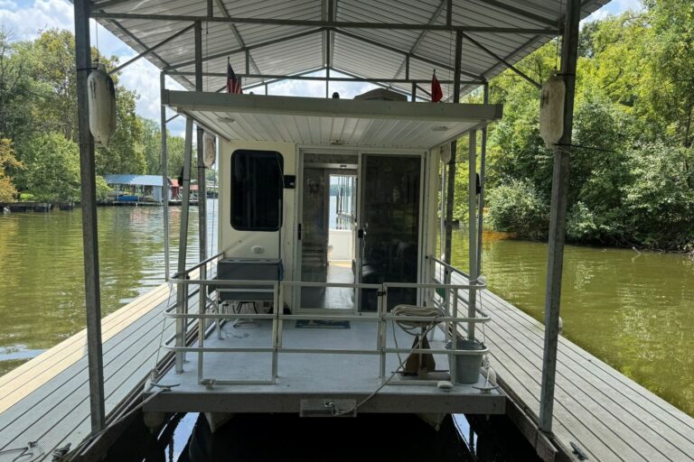 2011-catamaran-cruisers-lil-hobo-31-power-10286505-20260813123249119-3