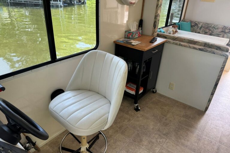 2011-catamaran-cruisers-lil-hobo-31-power-10286505-20260813123250676-3