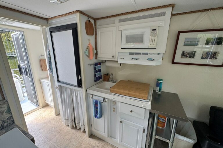 2011-catamaran-cruisers-lil-hobo-31-power-10286505-20260813123254708-2