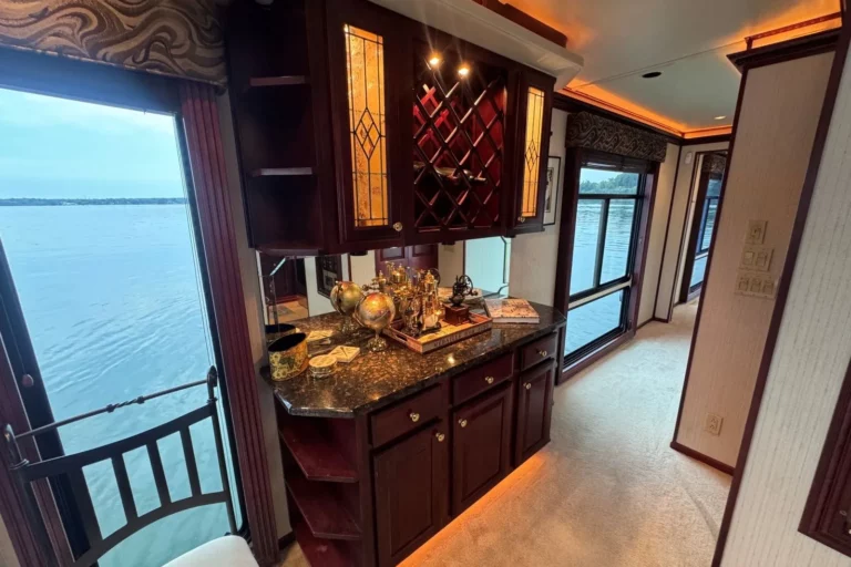listing_5aec9c388139447b96a699b5fe6d883e
