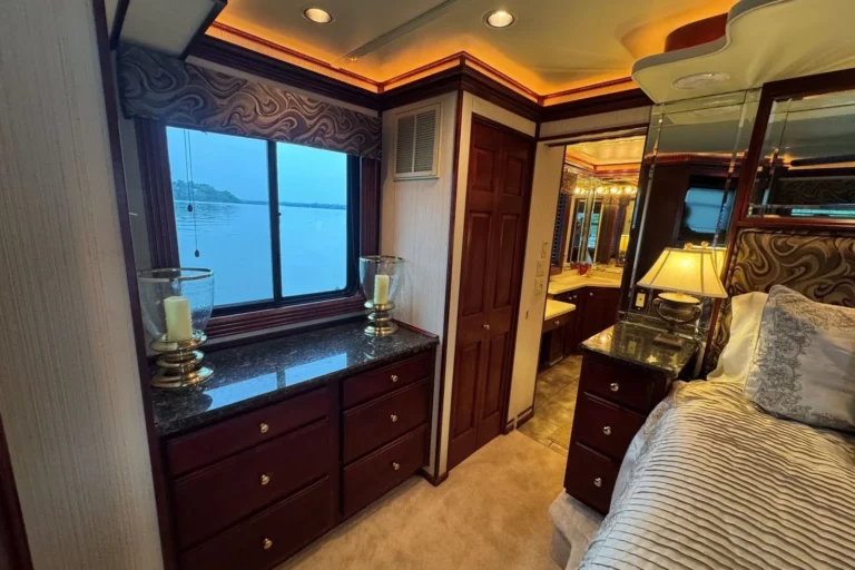listing_9a80e5bb7b044938a9cec0ccf72ea826