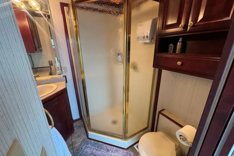 listing_e1731baa8ff2483f9dbf8395ffa42b2a