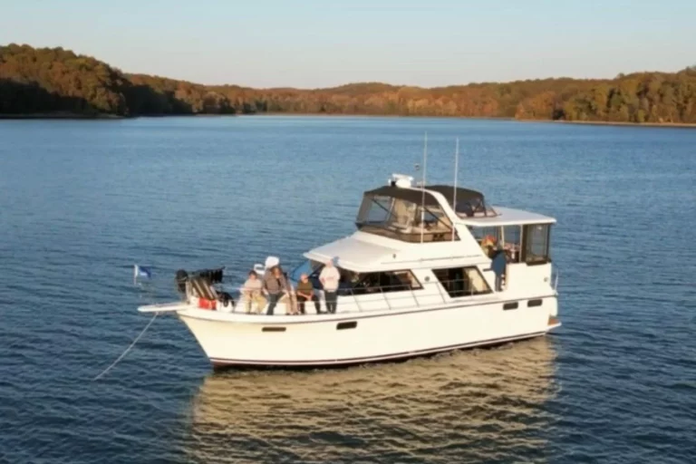 1987 Carver 4207 Aft Cabin Motor Yacht