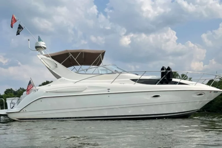 2000 Bayliner 3055 Ciera