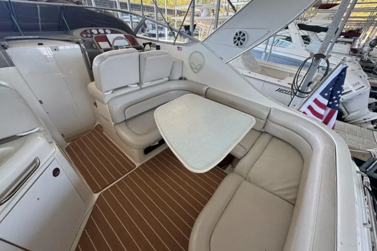 2000 Bayliner 3055 Ciera