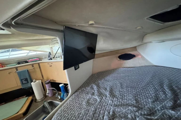 2000 Bayliner 3055 Ciera